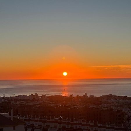 Peaceful Studio With Amazing Sea Views And Free Parking Benalmadena Exterior photo